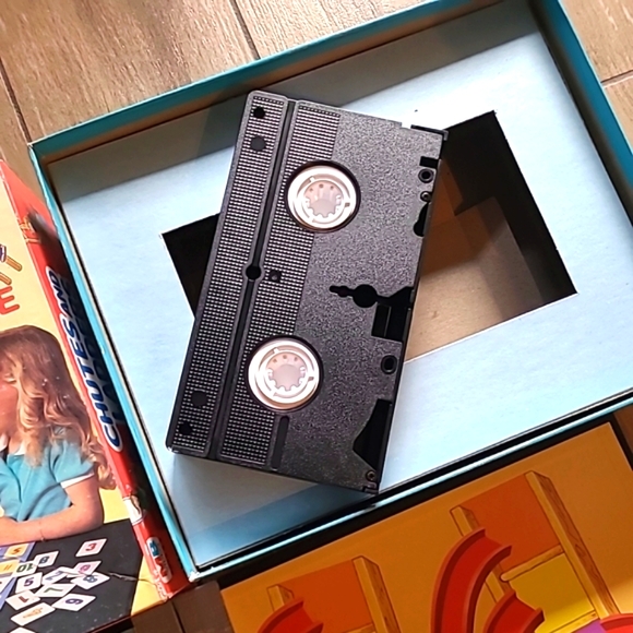 Vintage 1986 Milton Bradley Chutes and Ladders VCR Board Game - Picture 9 of 16